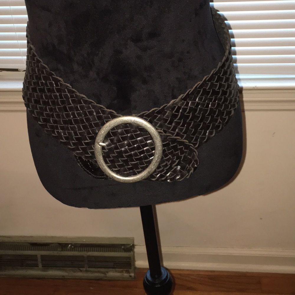 Jessica Simpson Wide woven black leather belt